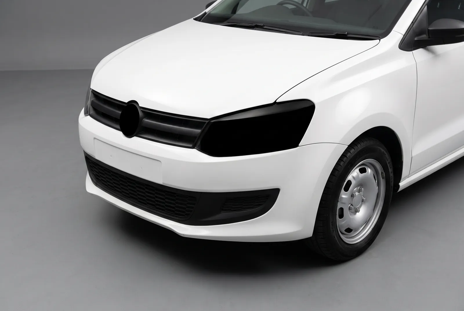 Detail van een Export auto Eenvoudige benzineauto